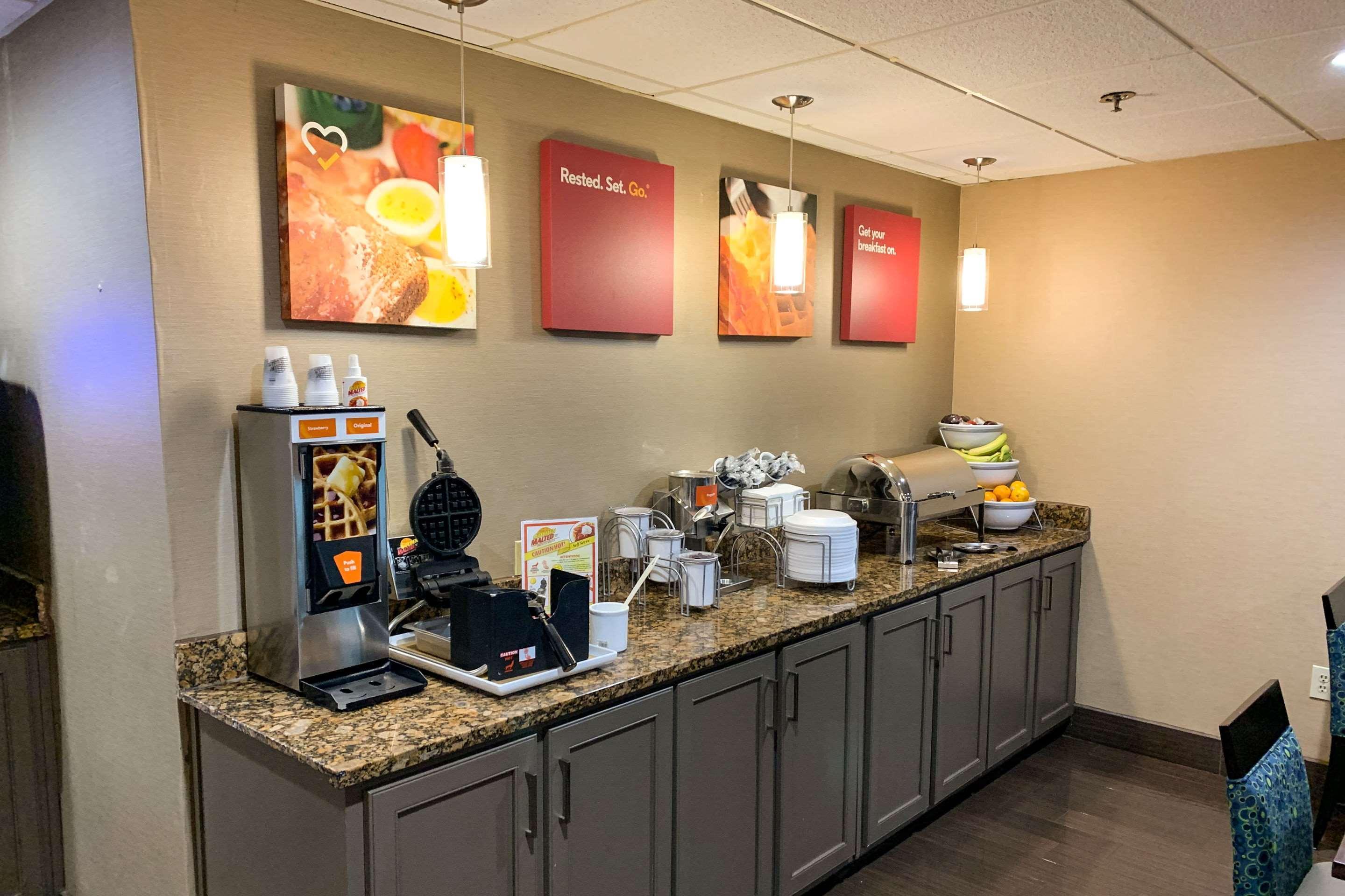Comfort Suites Columbus State University Area Exterior foto